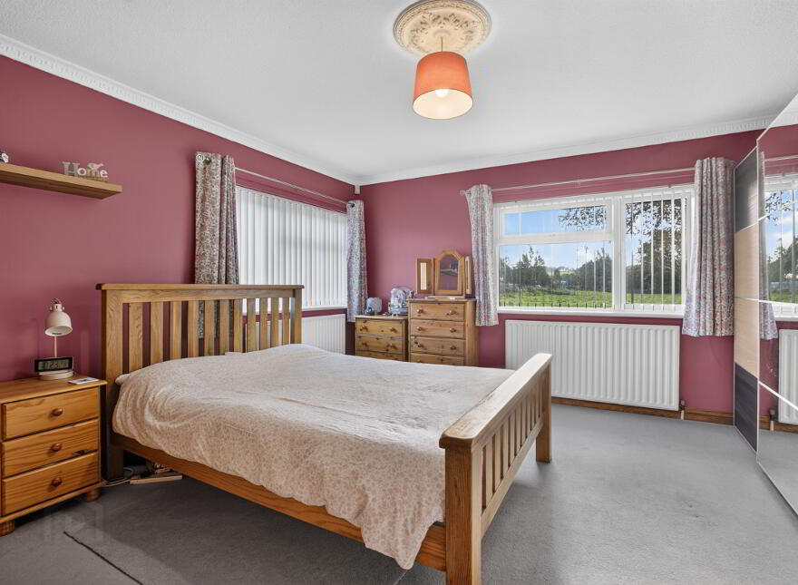 27 Woodside Road, Ballymena, BT42 4HX
