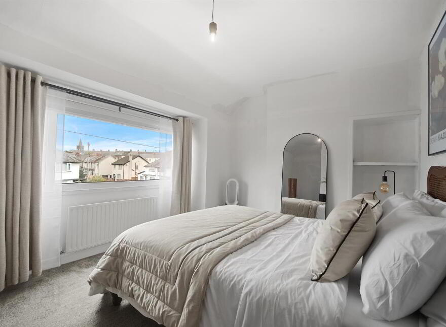 54 Enid Parade, Belfast, BT5 6EL