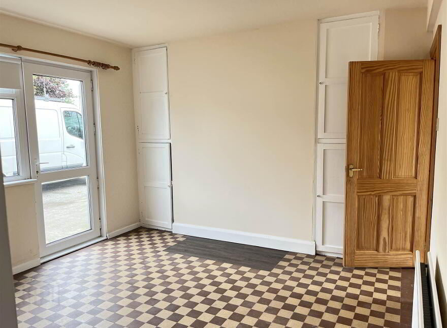 41 Annacloy Road, Downpatrick, BT30 9AE