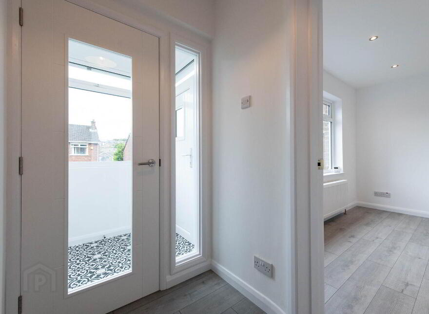 74 Collinward Avenue, Newtownabbey, BT36 6DZ