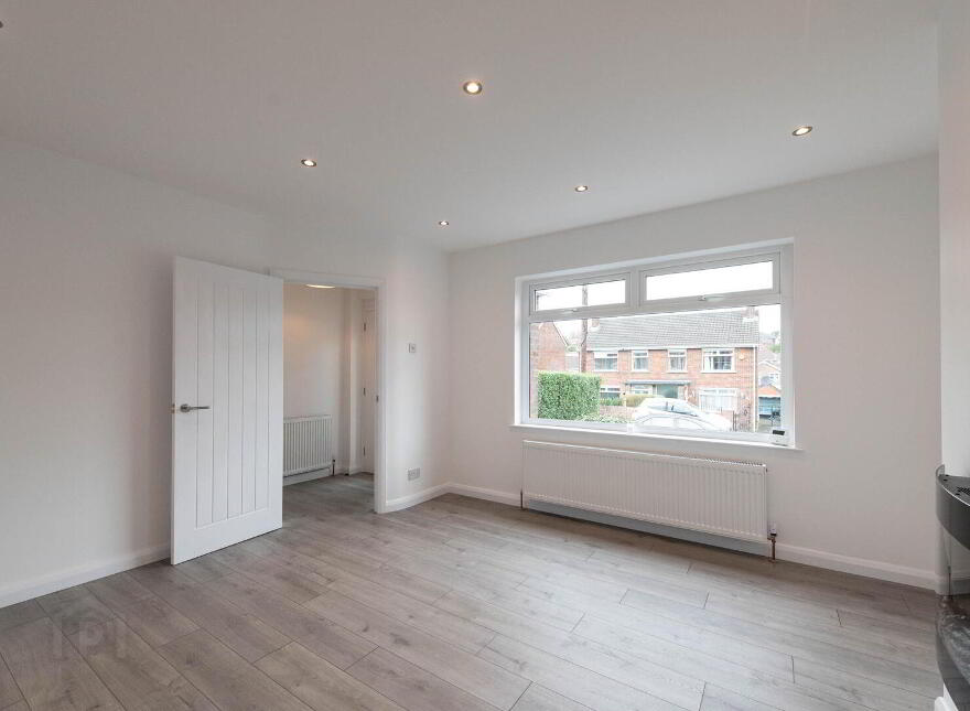 74 Collinward Avenue, Newtownabbey, BT36 6DZ