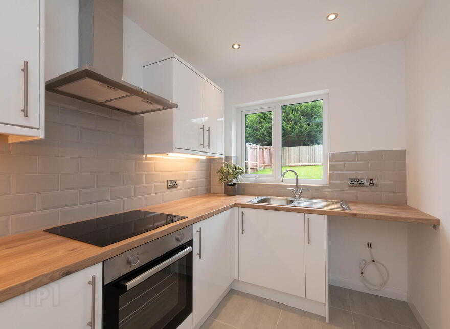 74 Collinward Avenue, Newtownabbey, BT36 6DZ
