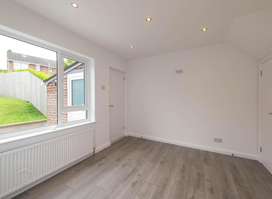 74 Collinward Avenue, Newtownabbey, BT36 6DZ