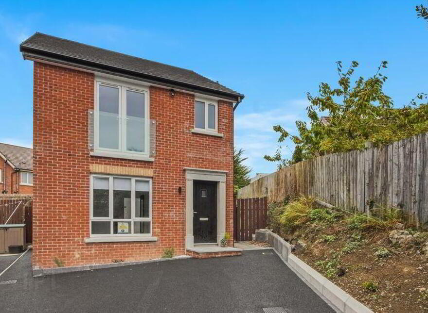 25 Woodvale Gardens, Bangor, BT19 1WG