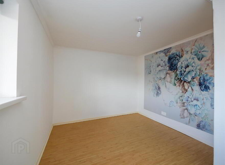 70 Tullyard Way, Clonduff, Belfast, BT6 9NU