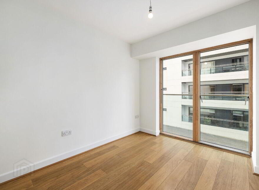 11 Gallery Quay, Block, 5 Grand Canal Dock, Dublin, D02WR97