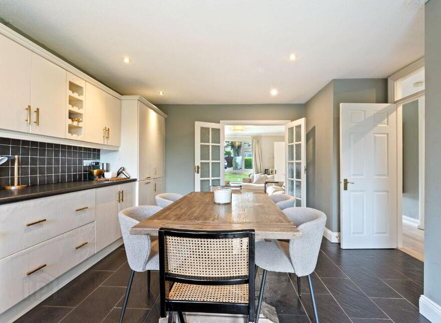 14 Manor Grove, Thornbury View, Rochestown, T12T20X
