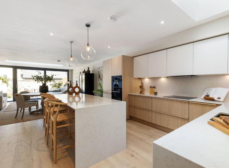 20A Lanesville, Monkstown, A96HE98