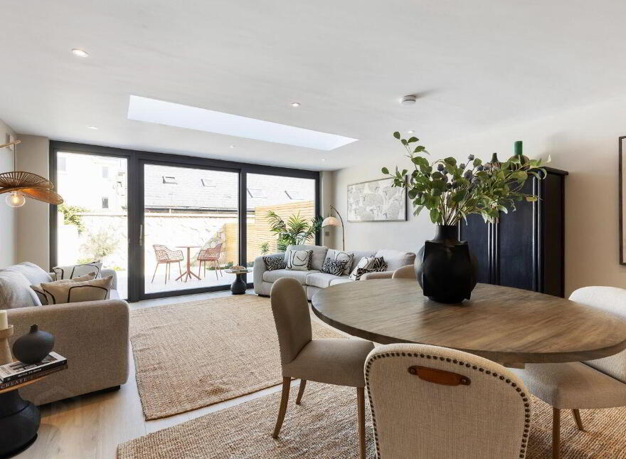 20A Lanesville, Monkstown, A96HE98