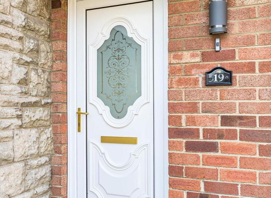 19 Parkland Avenue, Lisburn, BT28 3JP
