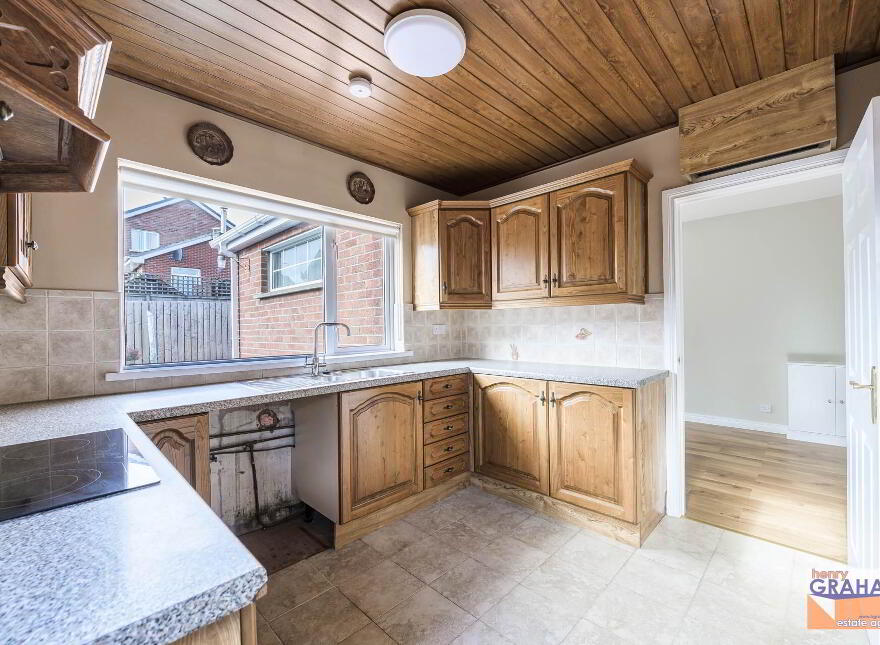 19 Parkland Avenue, Lisburn, BT28 3JP