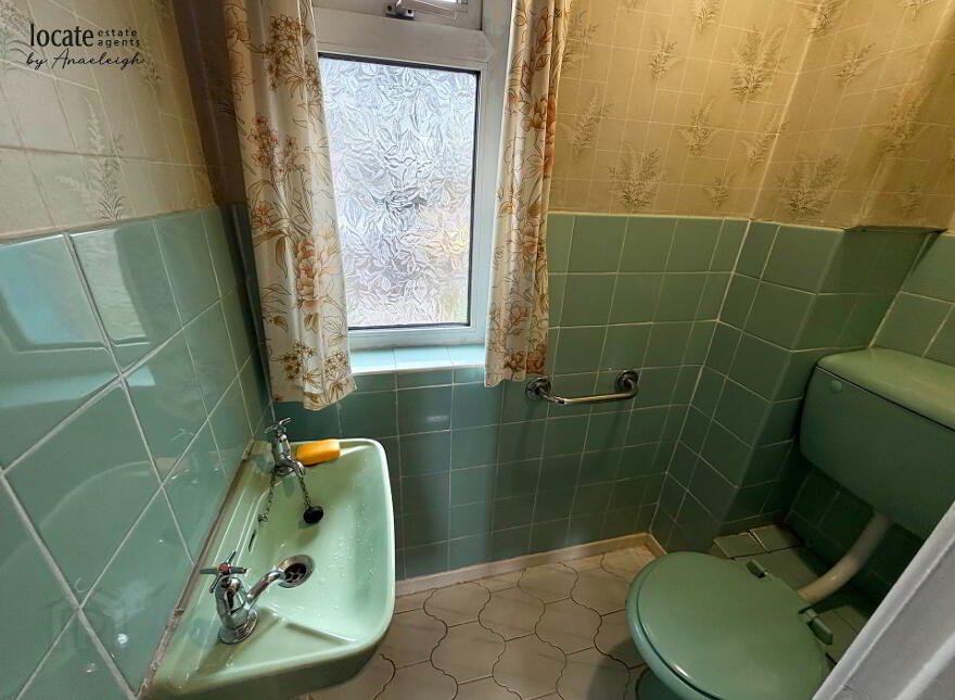 40 Oakfield Road, Derry, BT48 9BB
