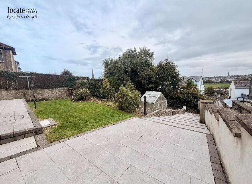 40 Oakfield Road, Derry, BT48 9BB
