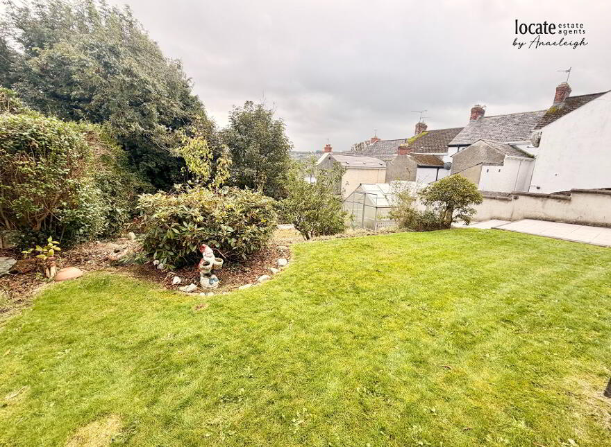 40 Oakfield Road, Derry, BT48 9BB