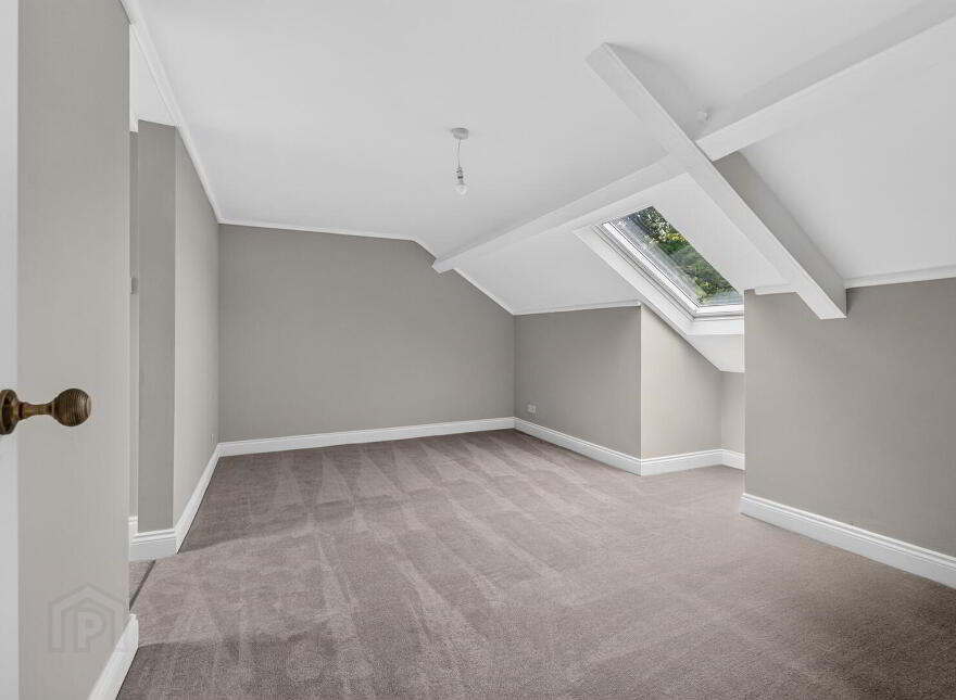 5 Crawfordsburn Road, Newtownards, BT23 4EA
