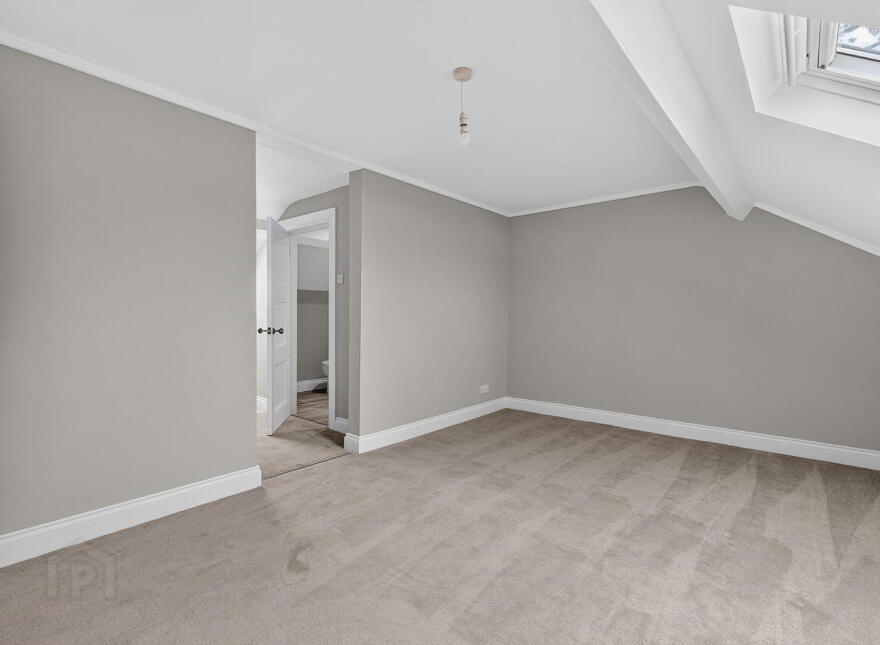 5 Crawfordsburn Road, Newtownards, BT23 4EA