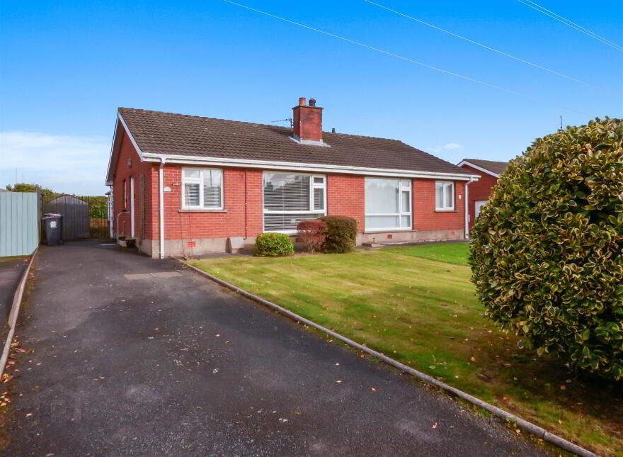 12 Beaufort Avenue, Beechill Road, Belfast, BT8 7TY photo