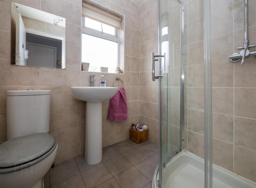 12 Beaufort Avenue, Beechill Road, Belfast, BT8 7TY