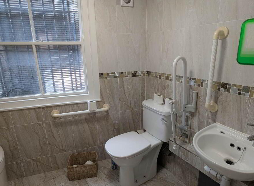 142 Leeson Street Upper, Dublin, D04RH56