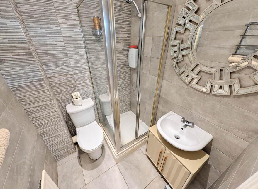 Apt 8, Casement Court, Andersonstown Road, Andersonstown, Belfast, BT11 9BS