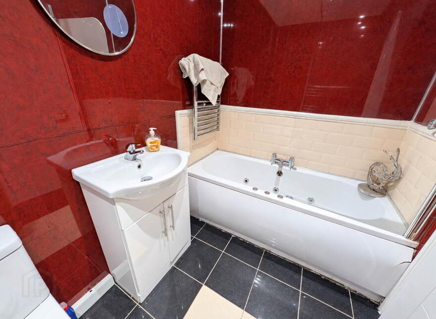 Apt 8, Casement Court, Andersonstown Road, Andersonstown, Belfast, BT11 9BS