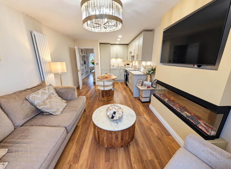Apt 8, Casement Court, Andersonstown Road, Andersonstown, Belfast, BT11 9BS