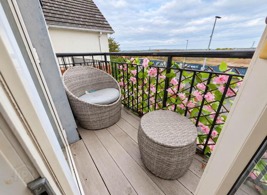 Apt 8, Casement Court, Andersonstown Road, Andersonstown, Belfast, BT11 9BS