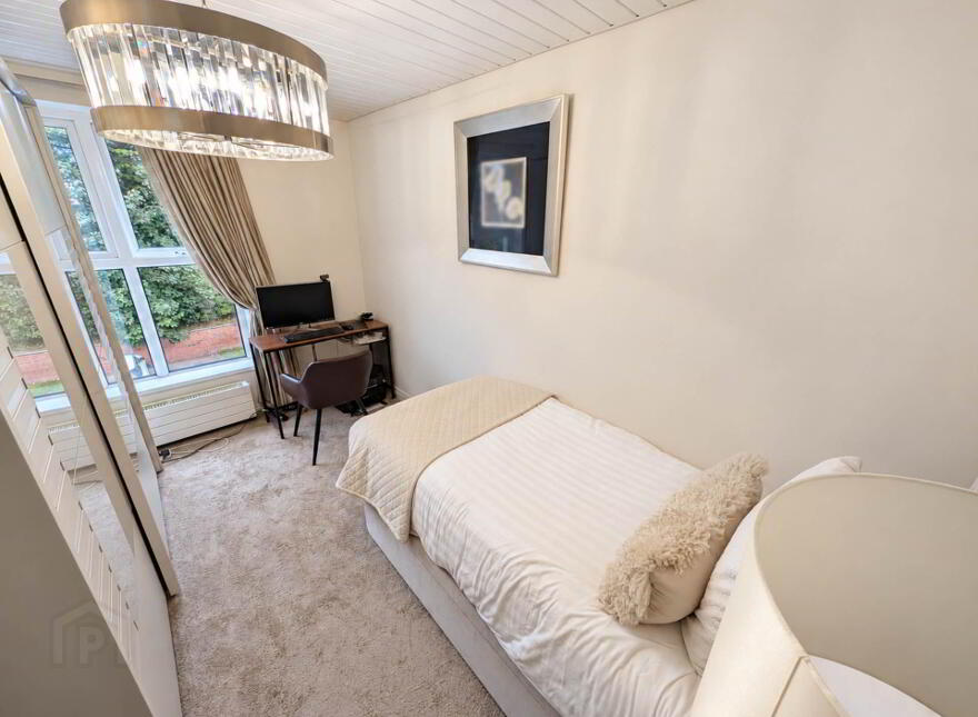 Apt 8, Casement Court, Andersonstown Road, Andersonstown, Belfast, BT11 9BS