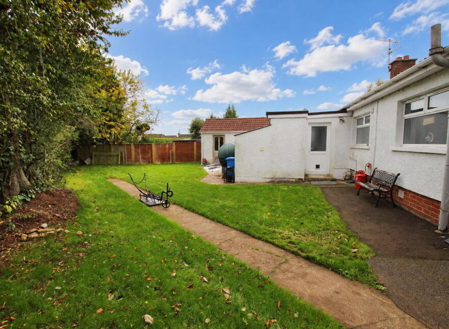 33 Ballytromery Road, Crumlin, BT29 4HA