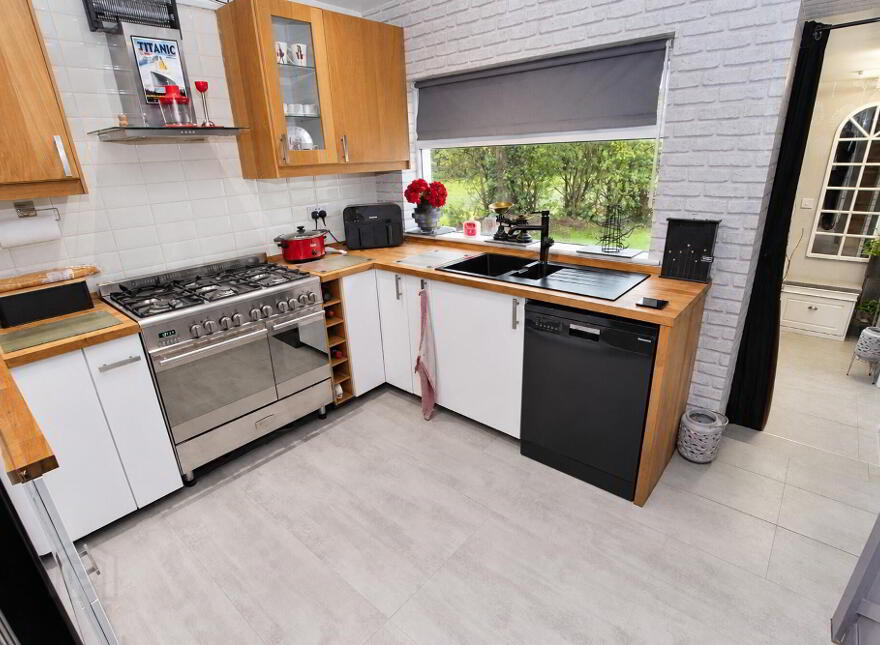 33 Ballytromery Road, Crumlin, BT29 4HA