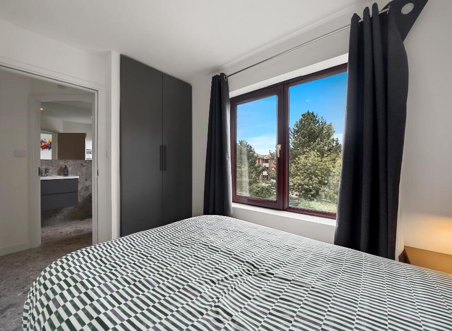 9 Ravenhill Reach, Belfast, BT6 8RA