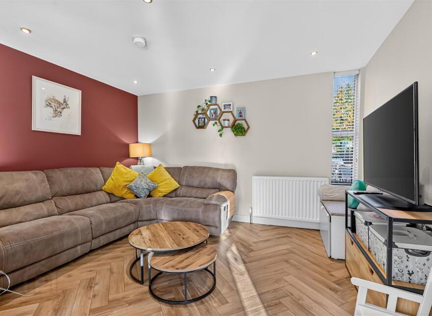 70 North Circular Road, Belfast, BT15 5FE