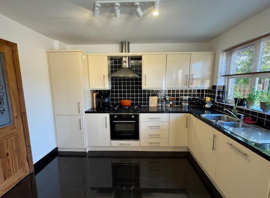 35 Old Forde, Whitehead, BT38 9XY