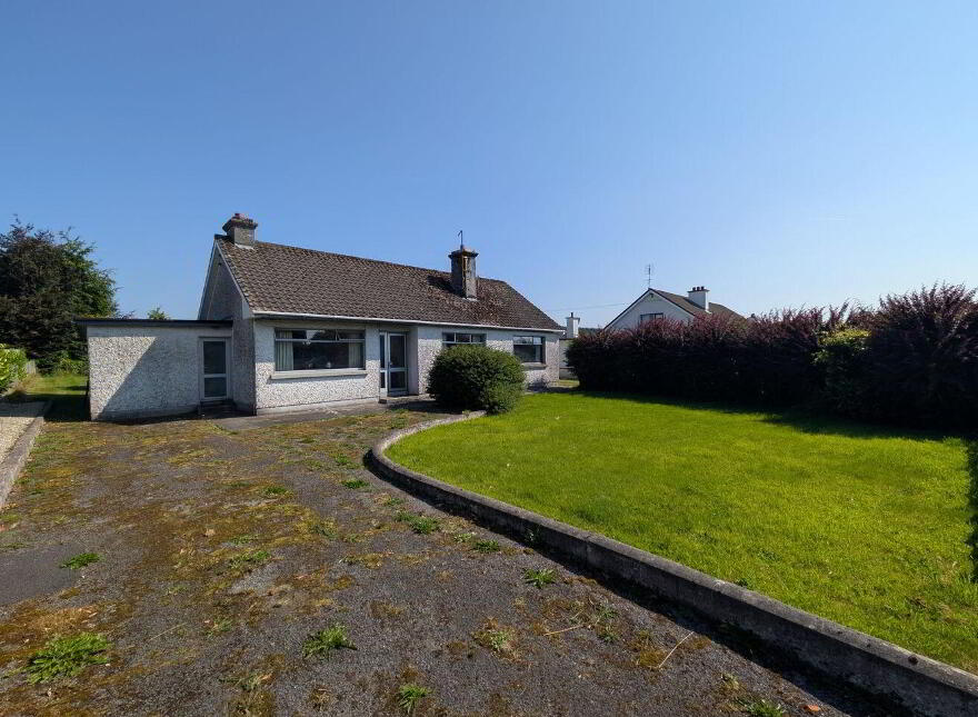 Dublin Road, Swinford, F12NY71