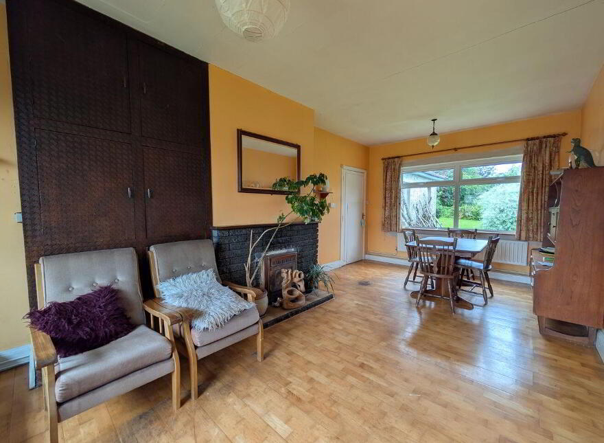 Dublin Road, Swinford, F12NY71