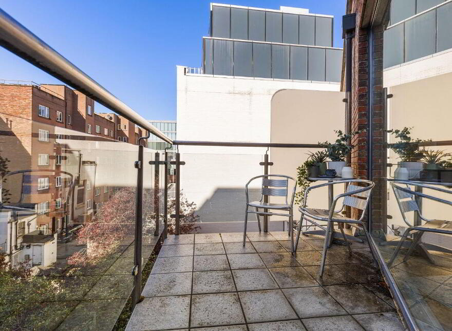 19 William Beckett House, Pembroke Row, Dublin 2, D02YP86