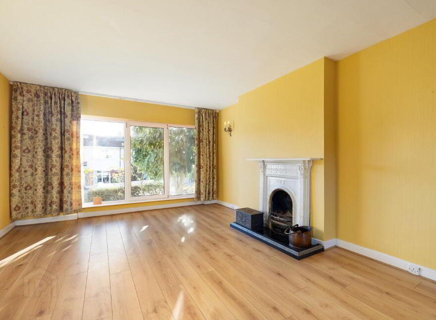 73 Seacrest, Bray, A98DX66
