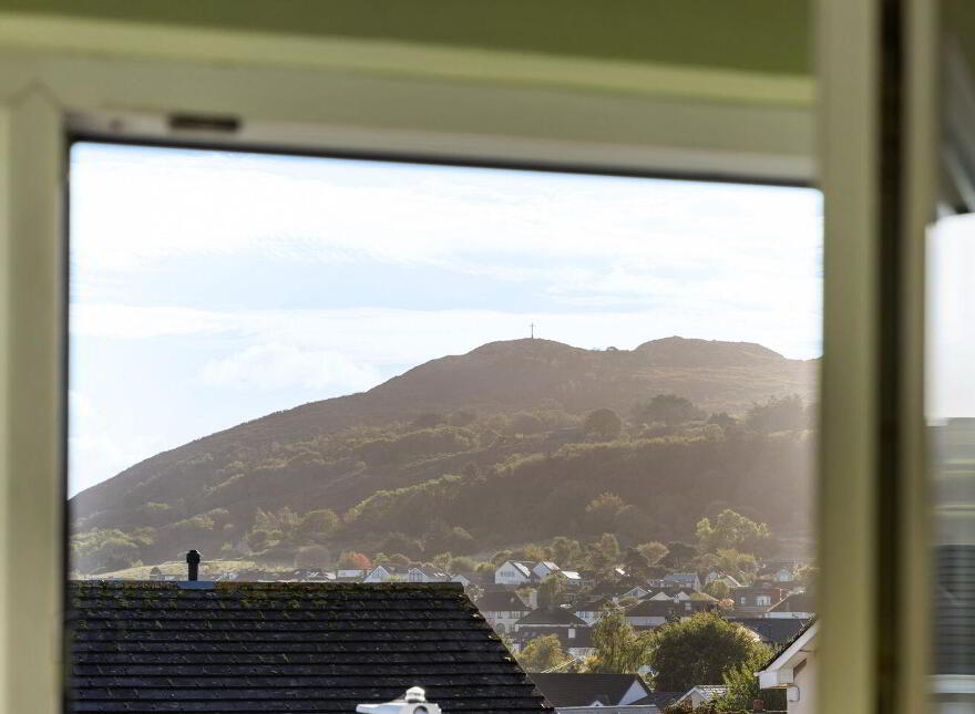 73 Seacrest, Bray, A98DX66