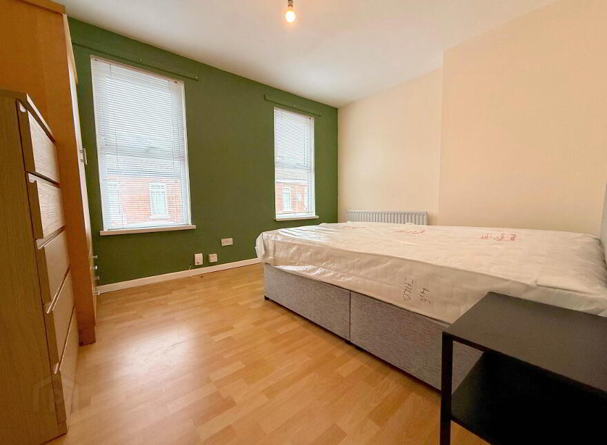 26 Carrington Street, Ravenhill Road, Belfast, BT6 8GF
