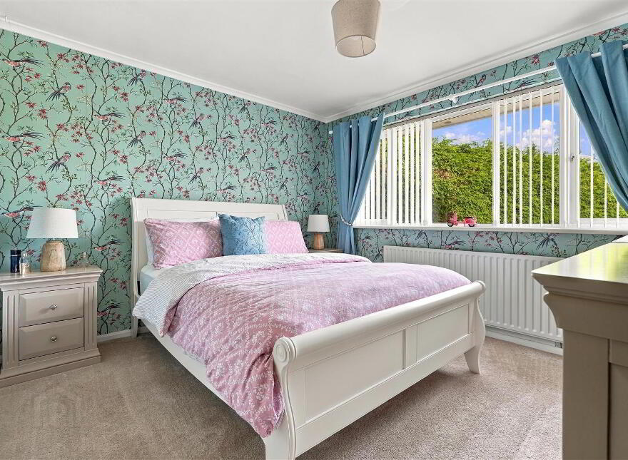 4 Ashgreen, Antrim, BT41 1HL