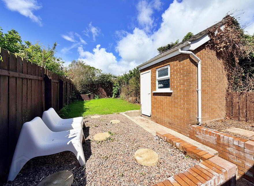 31 Brooklands Road, Dundonald, Belfast, BT16 2PD