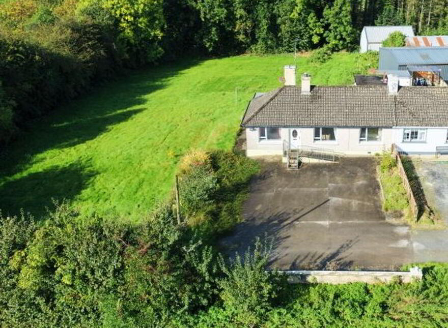 Hollow Road, Castlefin, F93W61R
