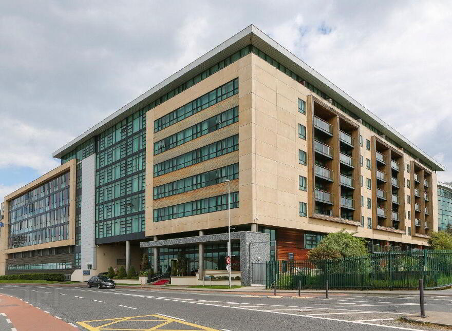 607 One Beacon, Beacon Court, Dublin, D18Y590