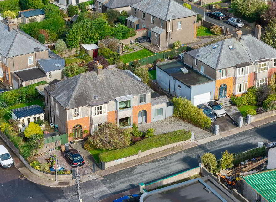 2 St. Christopher's Road, Montenotte, T23WF99