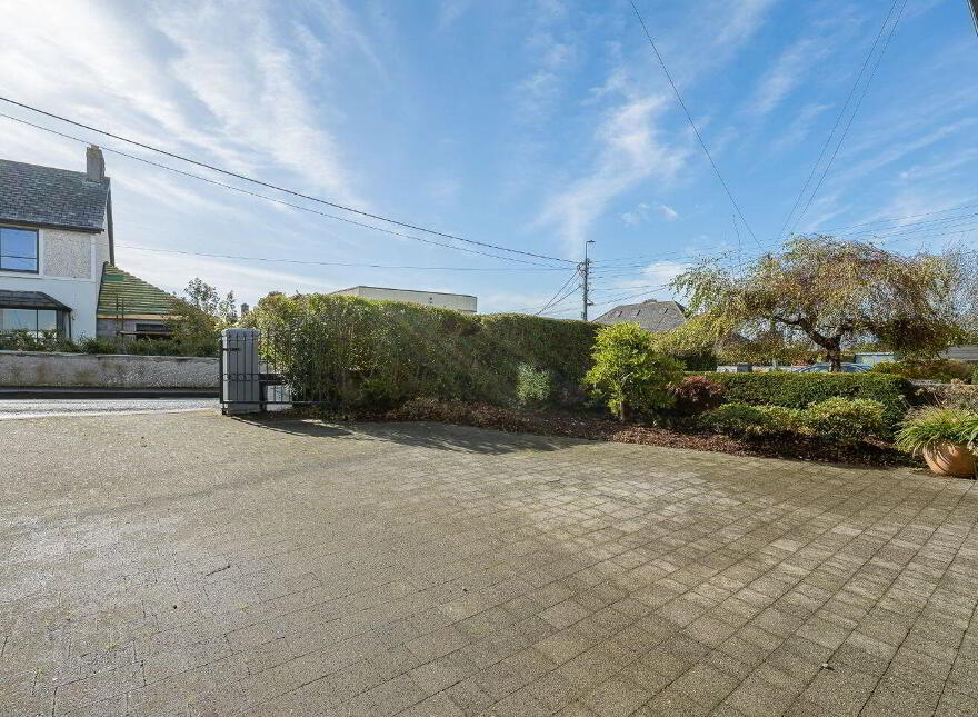 2 St. Christopher's Road, Montenotte, T23WF99