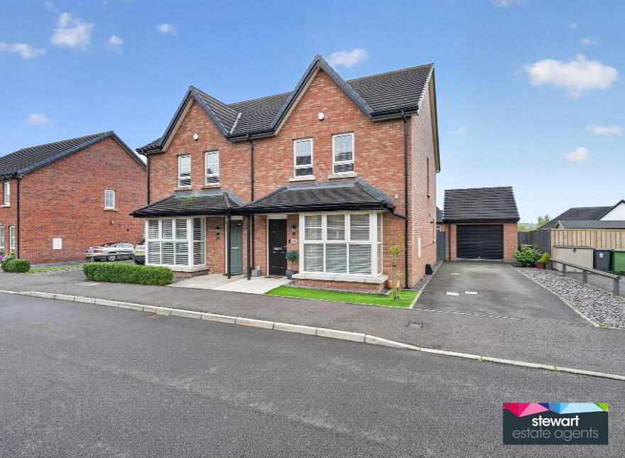 14 Glebe Way, Moira, BT67 0TQ