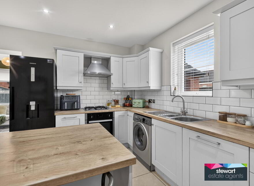 14 Glebe Way, Moira, BT67 0TQ