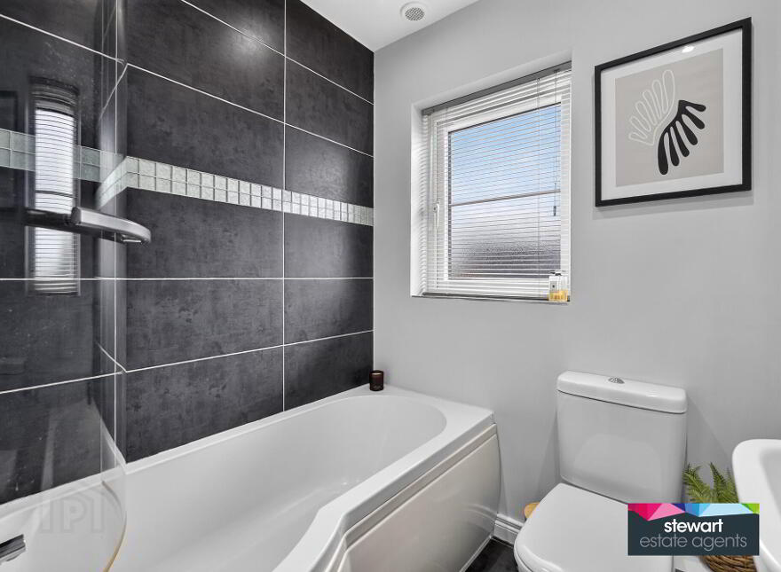 14 Glebe Way, Moira, BT67 0TQ
