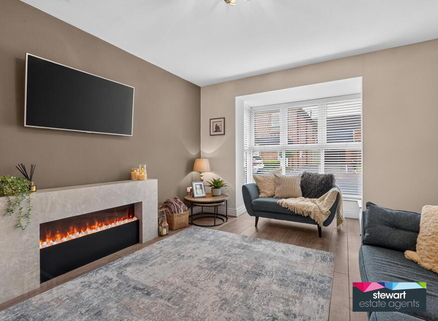 14 Glebe Way, Moira, BT67 0TQ