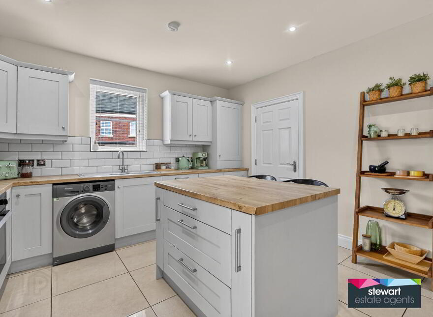 14 Glebe Way, Moira, BT67 0TQ